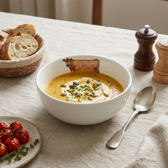 Jersey Cow 16cm Bowl in use