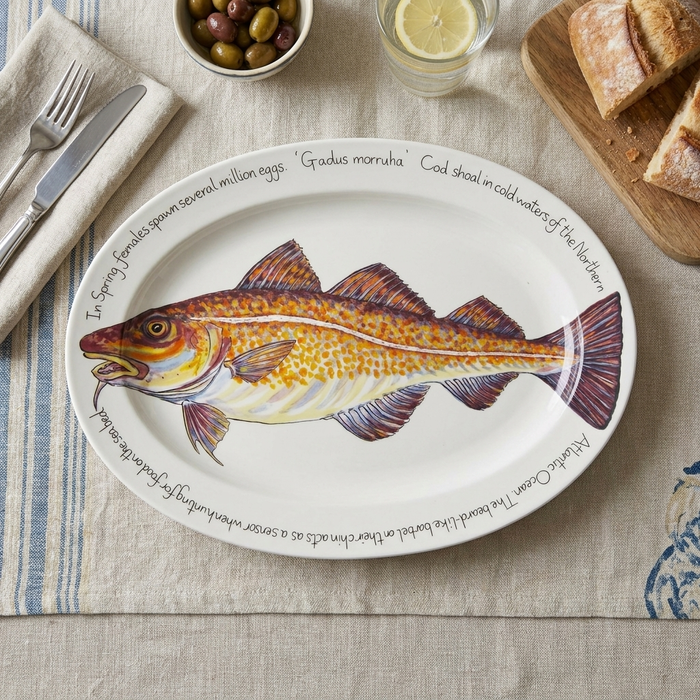 Cod 39cm (15.4") Oval Plate styled on the table