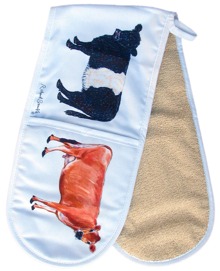 Cows Cotton Oven Gloves in use